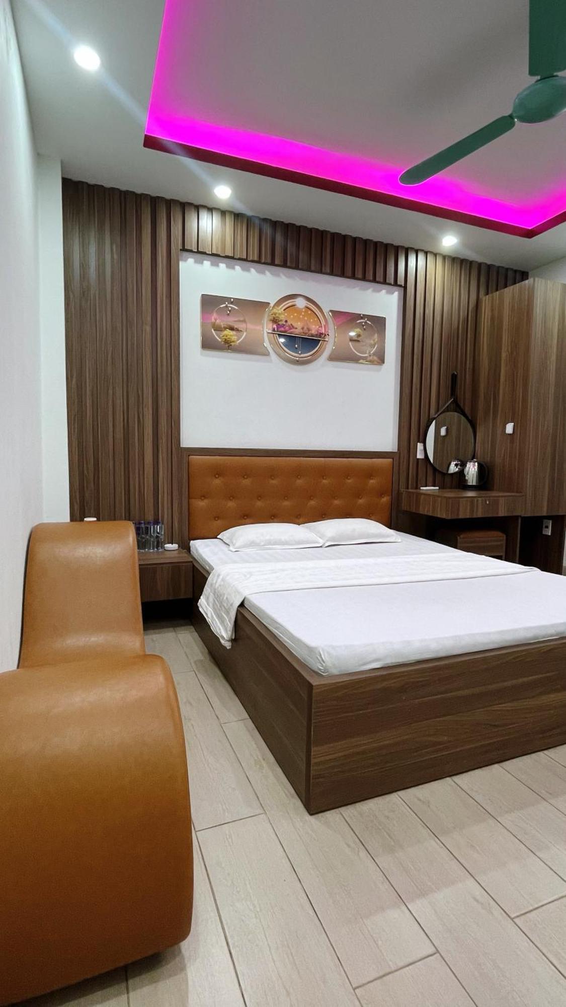 Cường Thịnh Hotel Song Cong Ngoại thất bức ảnh